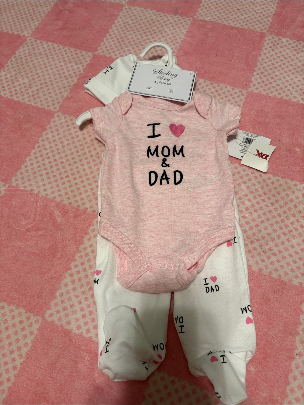 Sterling Baby Pink "I ♥ Mom & Dad" One-Piece Bodysuit Set